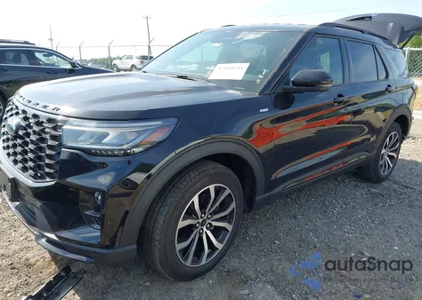 2025 Ford Explorer St-Line from USA, damaged, VIN 1FMUK8KH4SGA70359